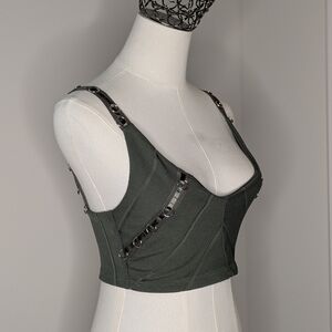 Topshop Cropped Green Metal Ring Embellished Tank Top Women's Size 2 Sexy Moto